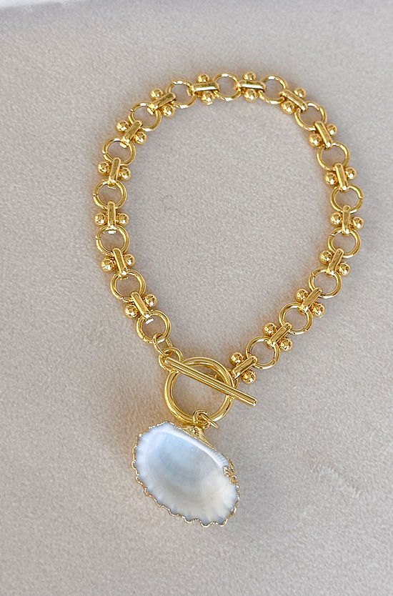 EE Seashell Loop Bracelet