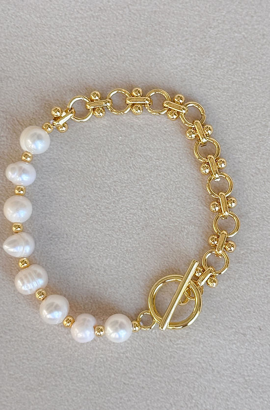EE Pearl and Loop Bracelet