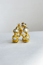 EE Paradise Pearl Hoops