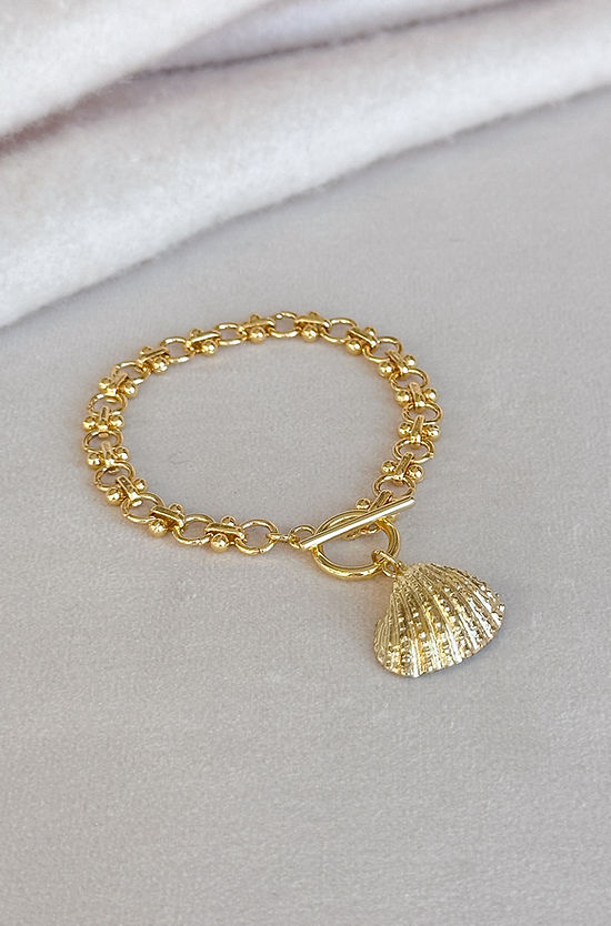 EE Seashell Loop Bracelet