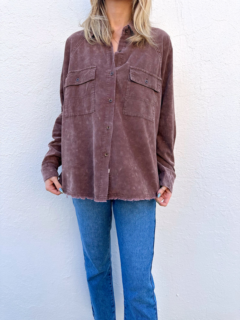 VH Dreva Button Up