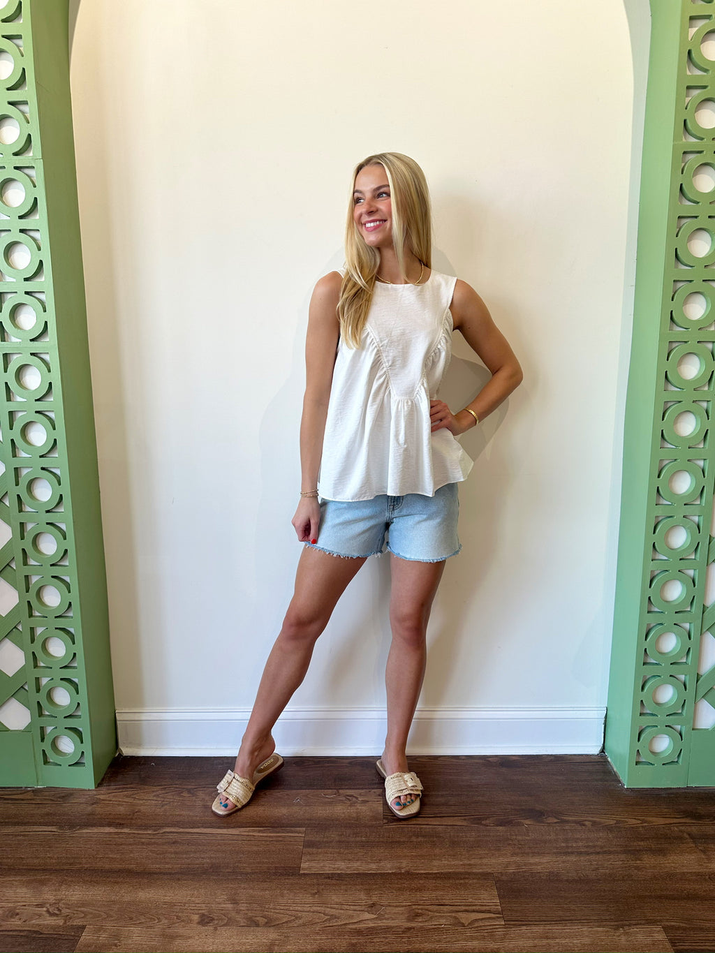 Ava White Top