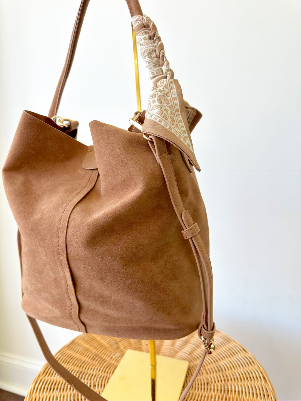 Amanda Suede Bucket Bag-Tan