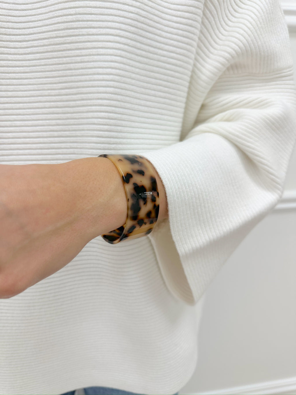 Hannah Tortoise Cuff