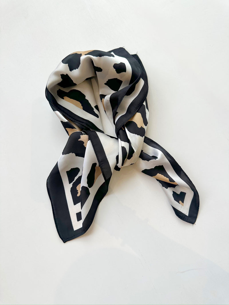 Blaire Leopard Bandana