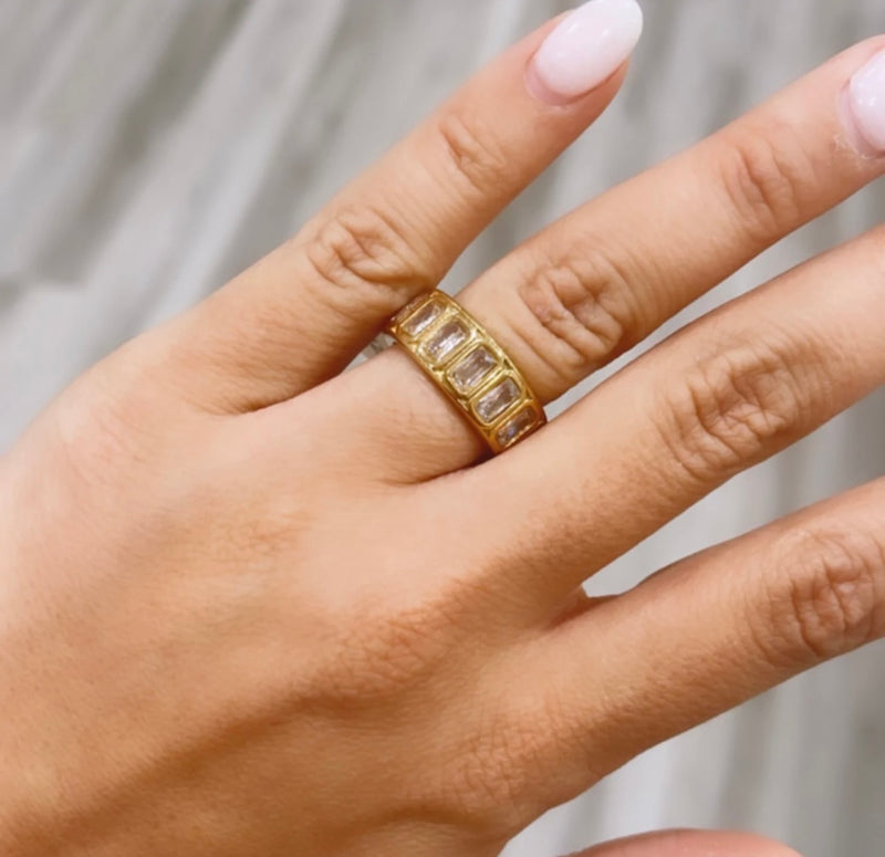 Peyton Ring Clear- 7